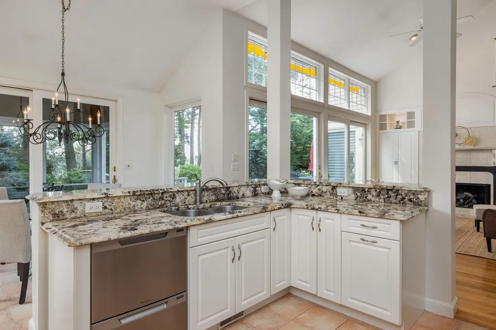 61 Marina Heights Road New Castle NH 03854