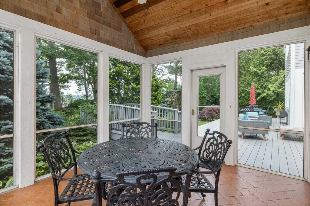 61 Marina Heights Road New Castle NH 03854