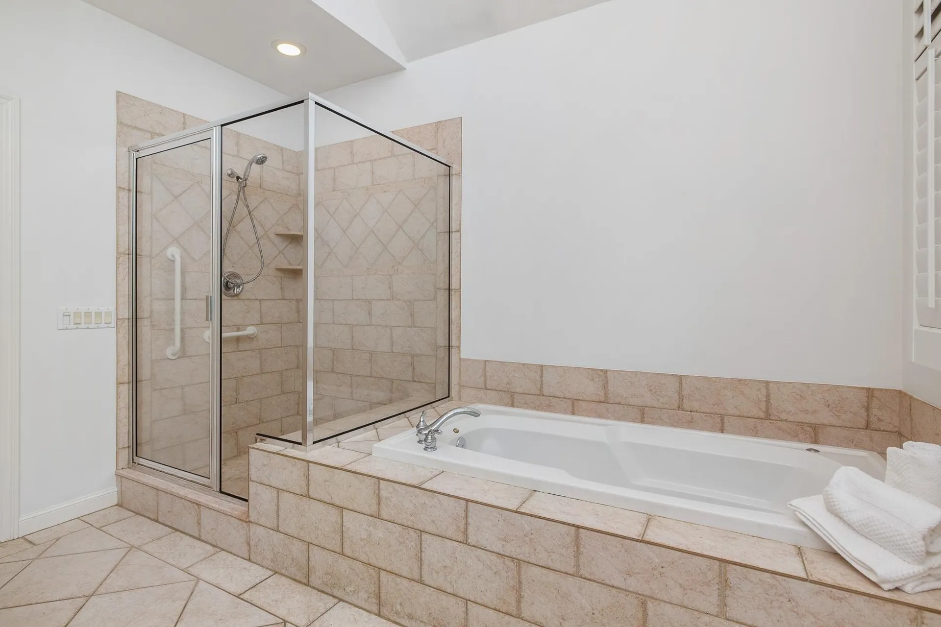 61 Marina Heights Road New Castle NH 03854