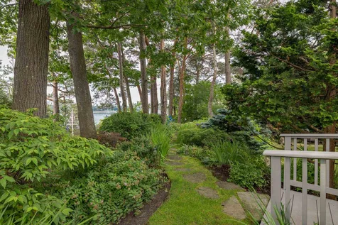 61 Marina Heights Road New Castle NH 03854