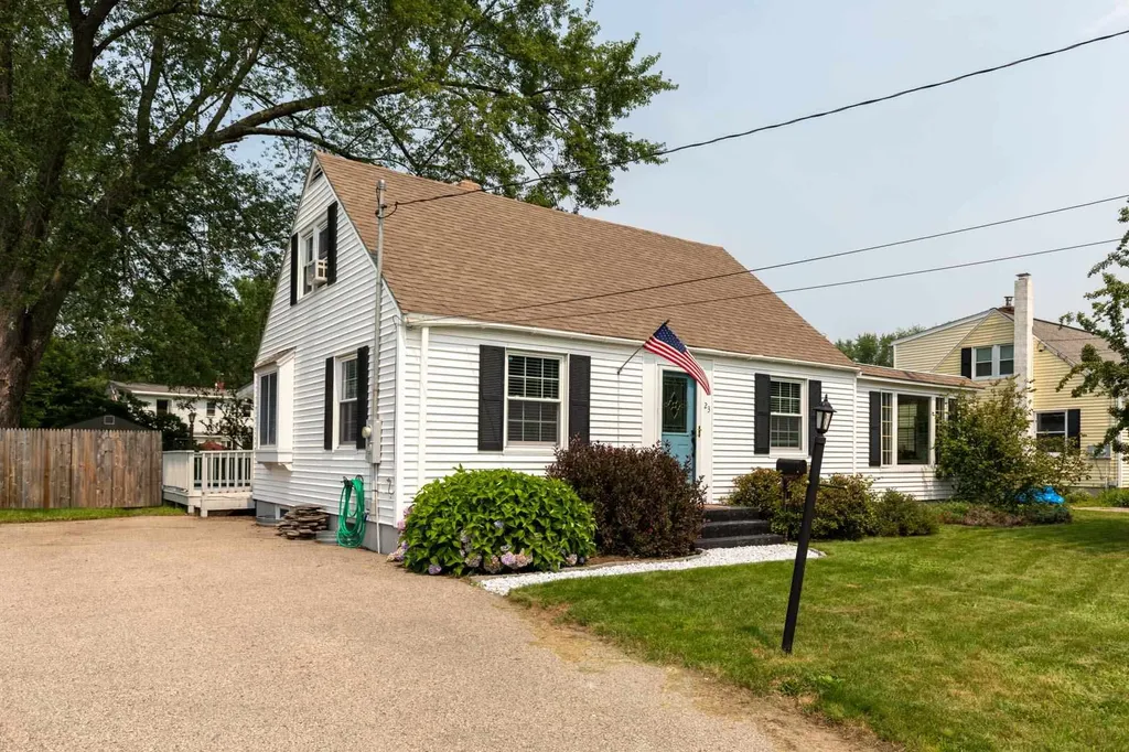 23 Elliot Park Dover NH 03820