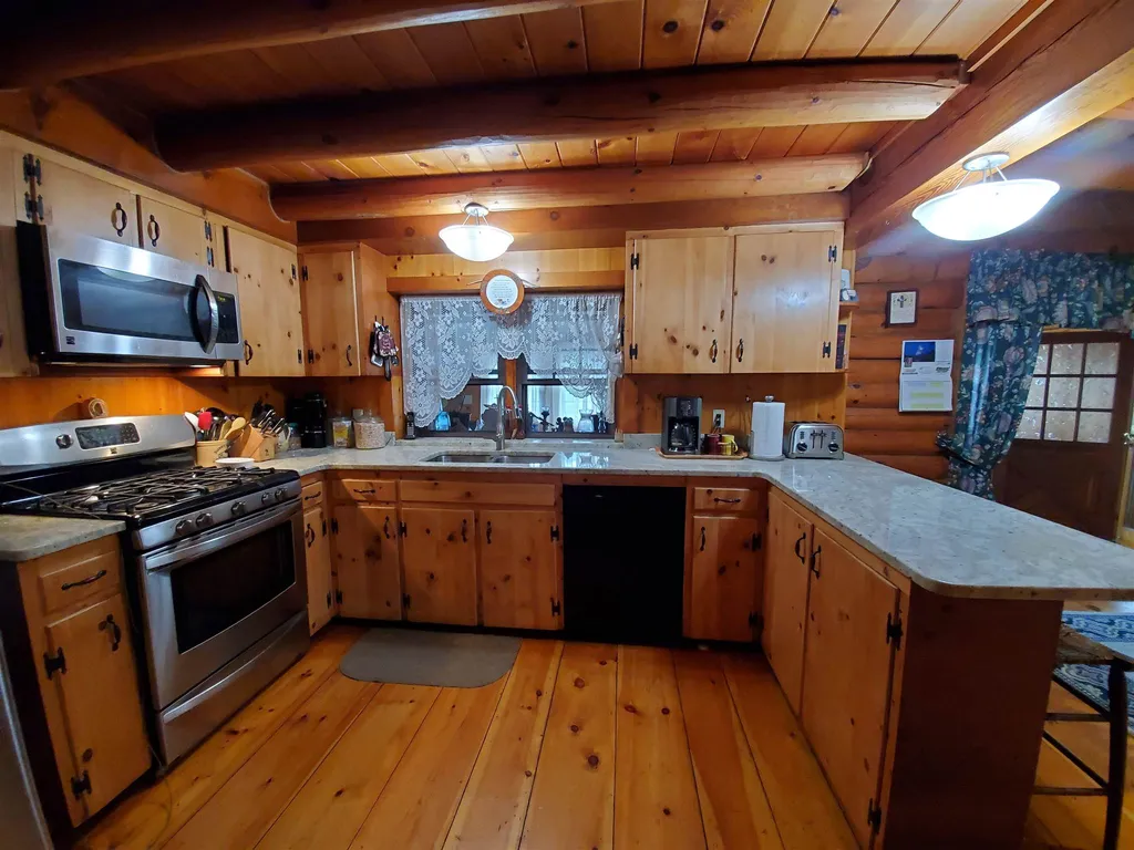 163 Jones Hill Road Enfield NH 03748