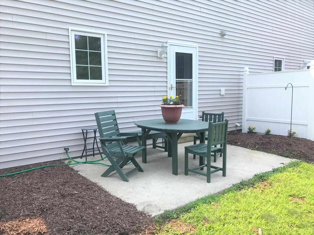 9 Tamarack Drive Dover NH 03820