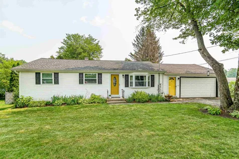 9 Woodgate Street Nashua NH 03063
