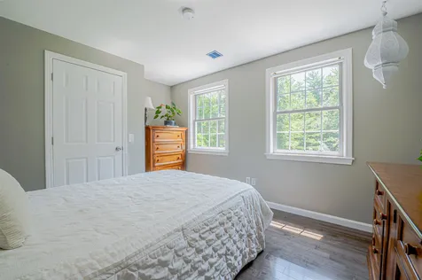 56 Osgood Road Kensington NH 03833