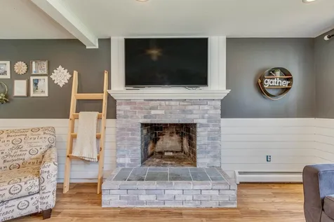 22 Justin Circle Londonderry NH 03053