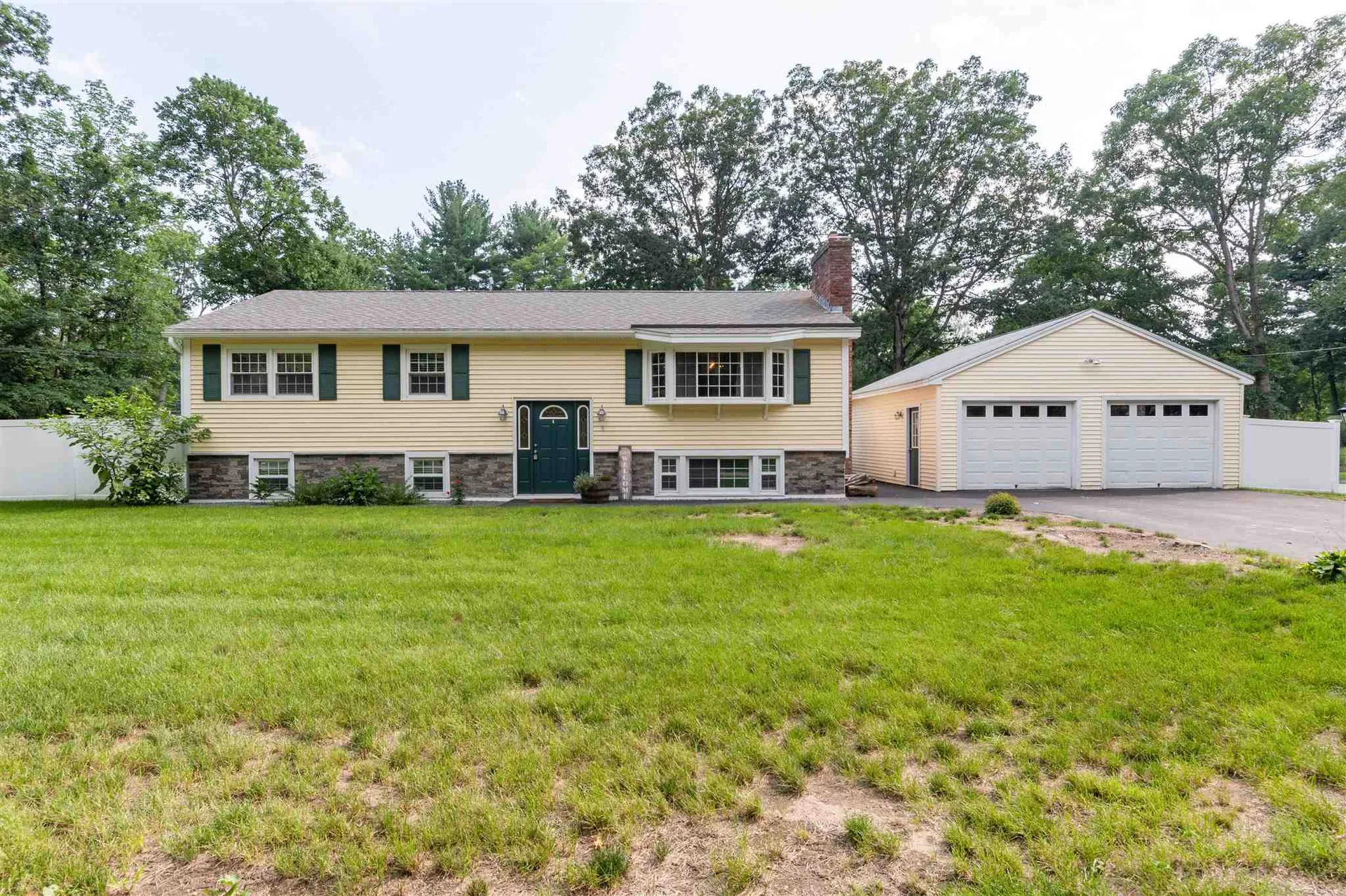 8 Birch Street Merrimack NH 03054