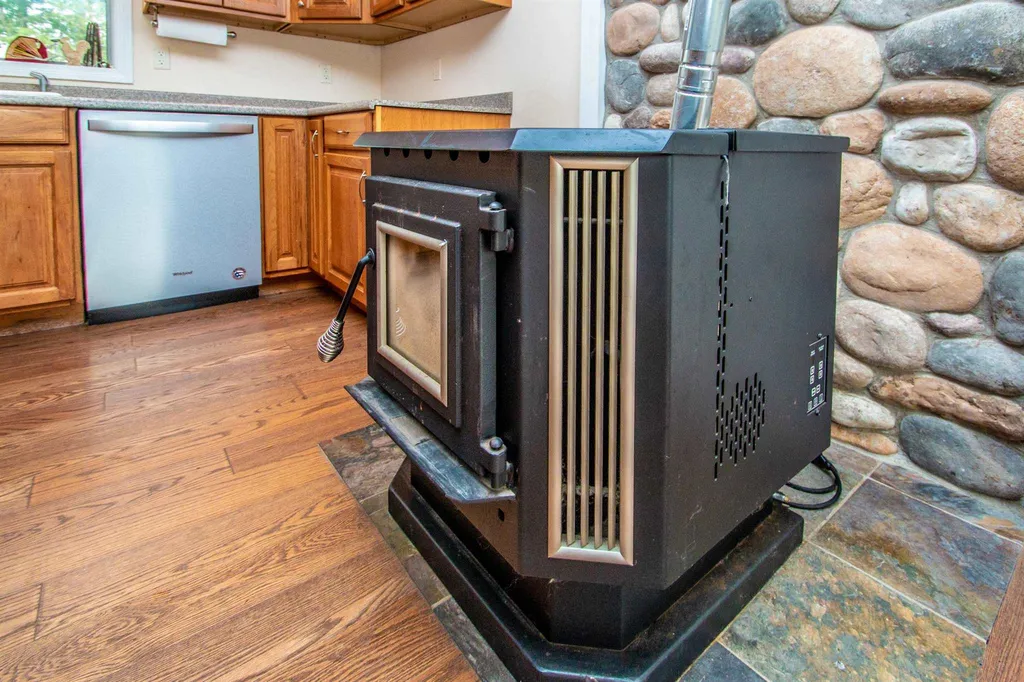 405 Elm Street Lancaster NH 03584
