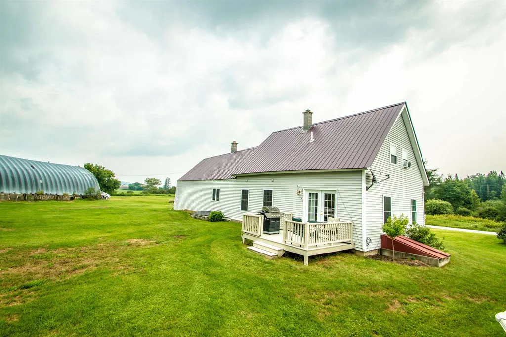 405 Elm Street Lancaster NH 03584