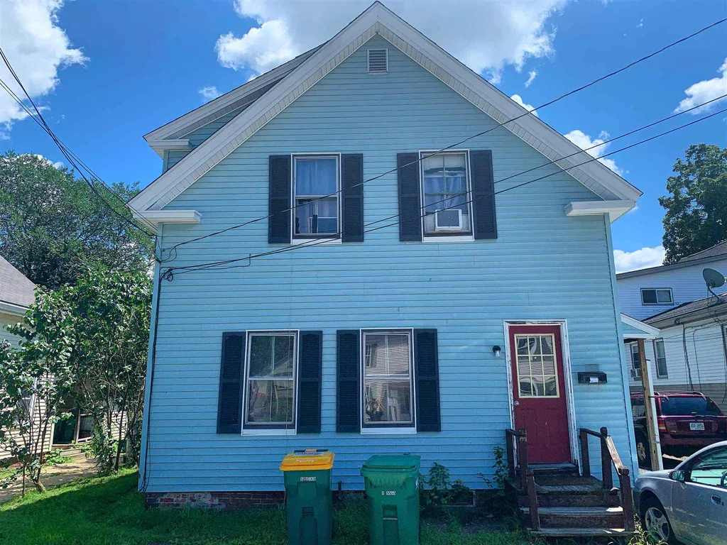 28 Chestnut Street Rochester NH 03867