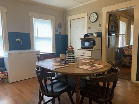 28 Chestnut Street Rochester NH 03867