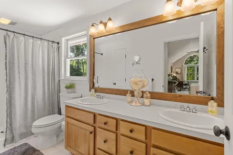 132 Farley Road Hollis NH 03049