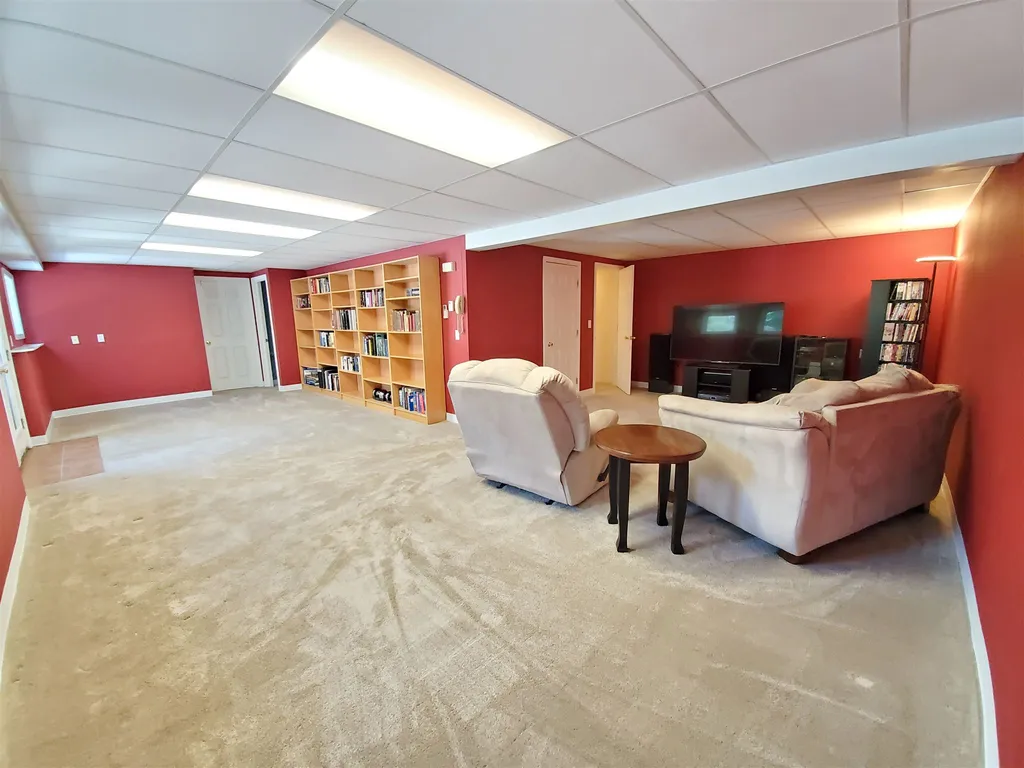 59 Fitzgerald Drive Enfield NH 03741