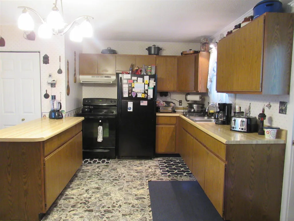 782 6th Avenue Berlin NH 03570
