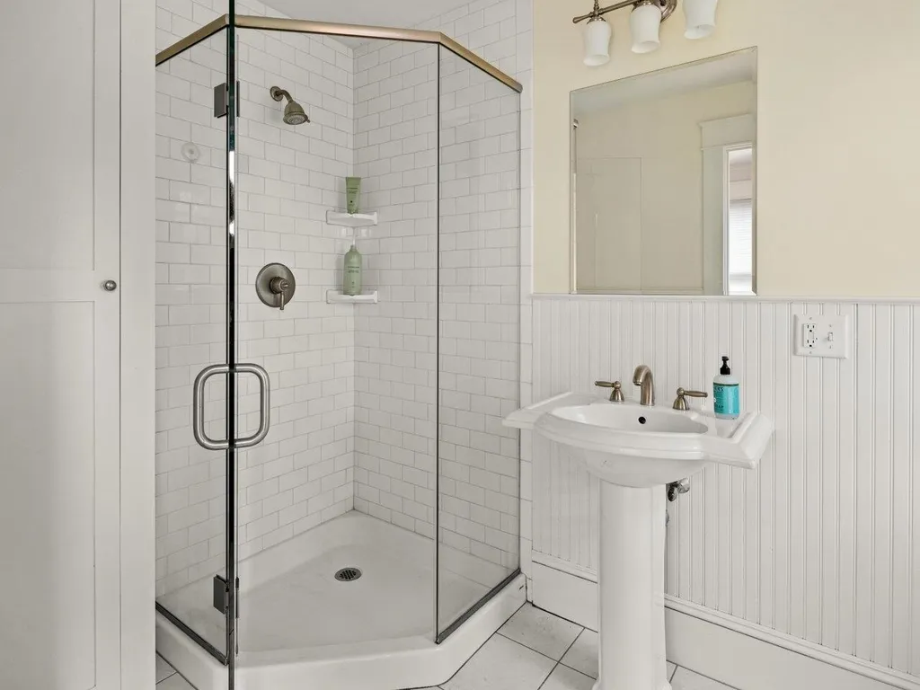 35 Kingsland Terrace Burlington VT 05401