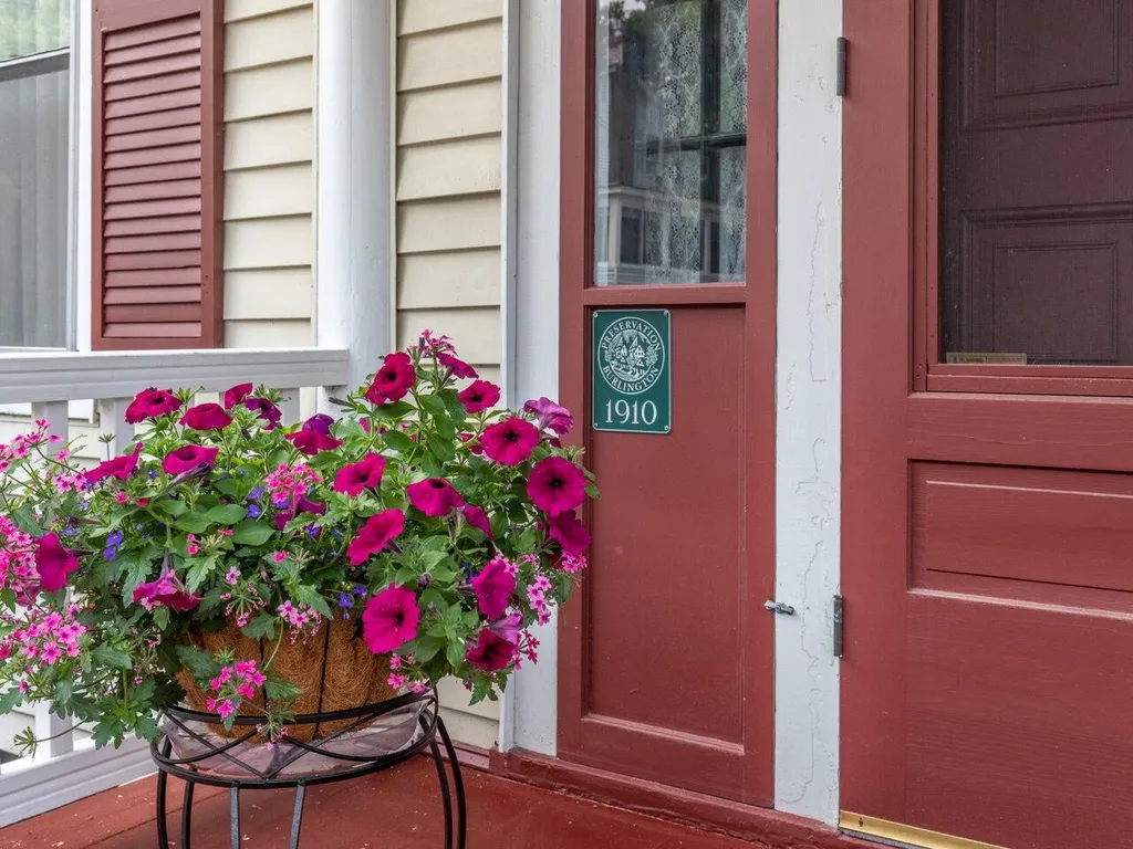 35 Kingsland Terrace Burlington VT 05401