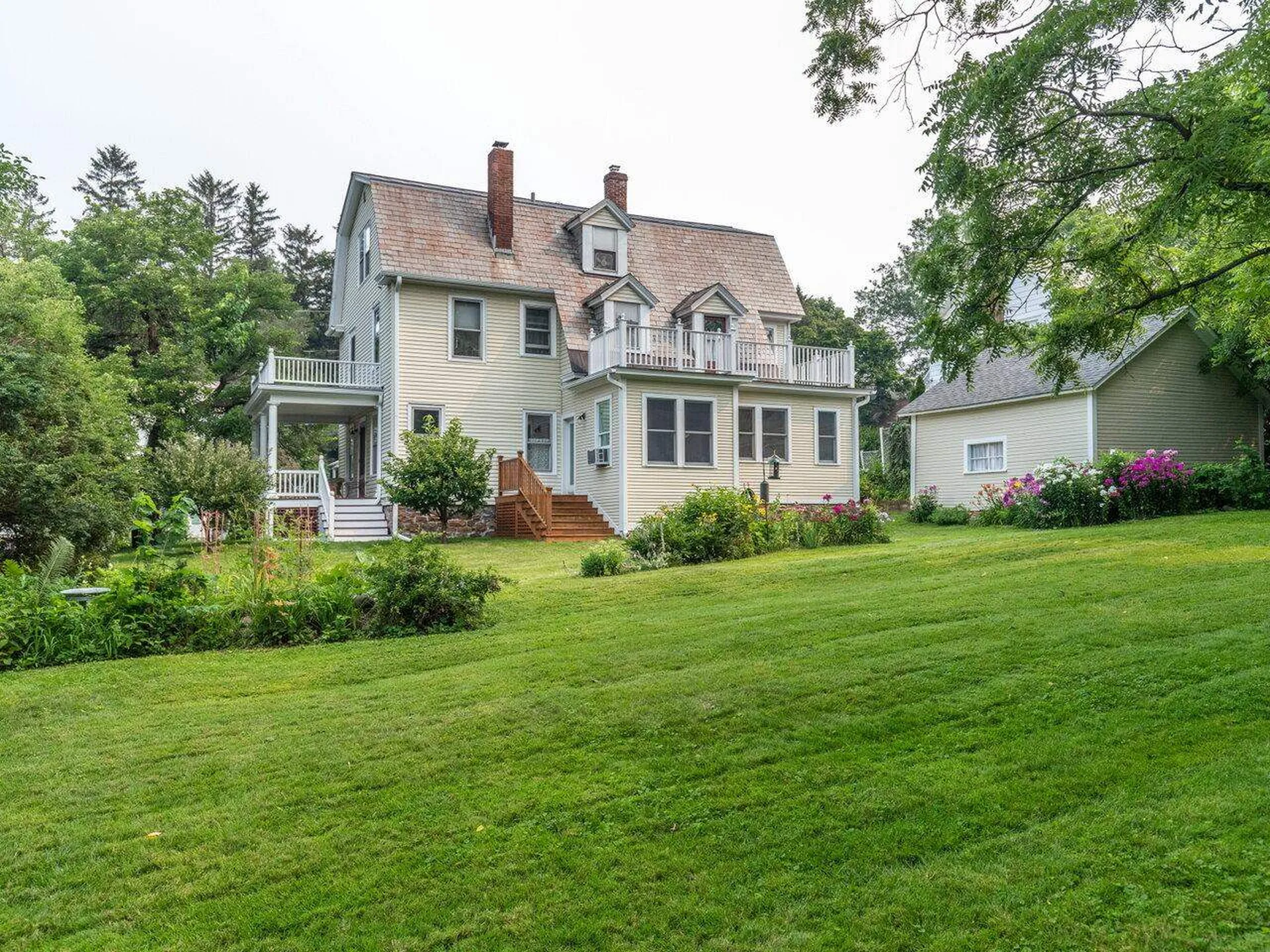 35 Kingsland Terrace Burlington VT 05401