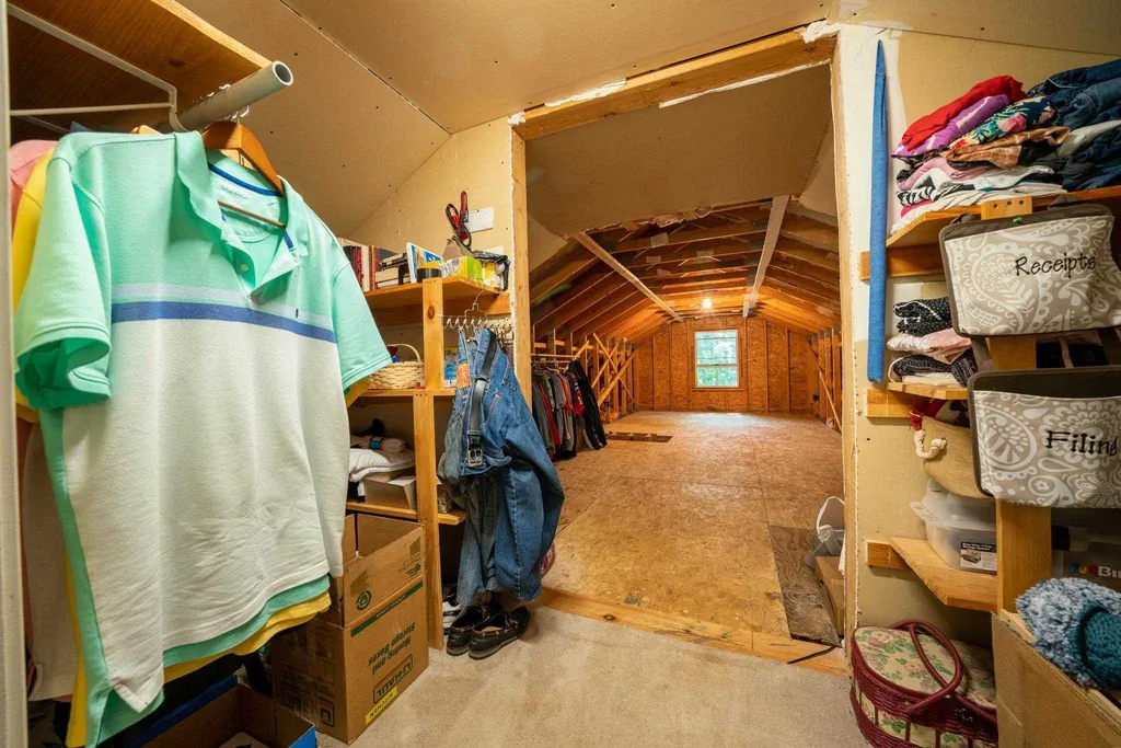 4 Stratton Lane Raymond NH 03077