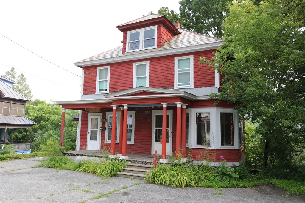 193 Fairview Terrace Hartford VT 05001