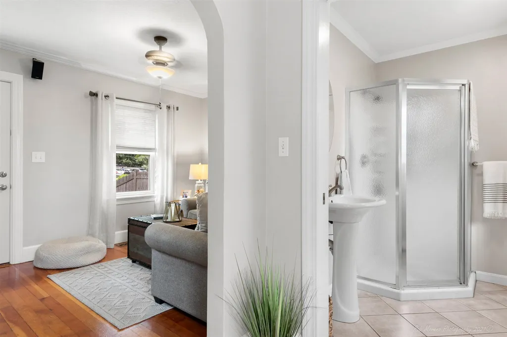 17 Walton Road Plaistow NH 03865