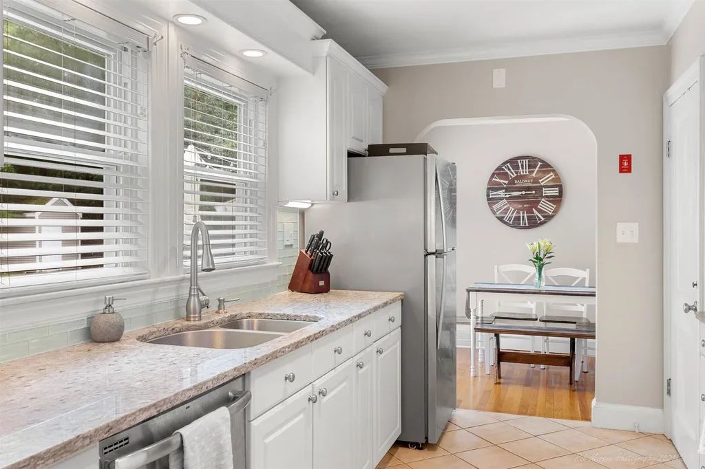 17 Walton Road Plaistow NH 03865