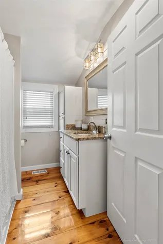 17 Walton Road Plaistow NH 03865