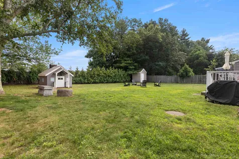 17 Walton Road Plaistow NH 03865