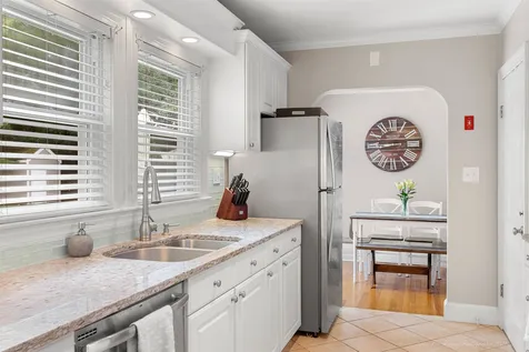 17 Walton Road Plaistow NH 03865