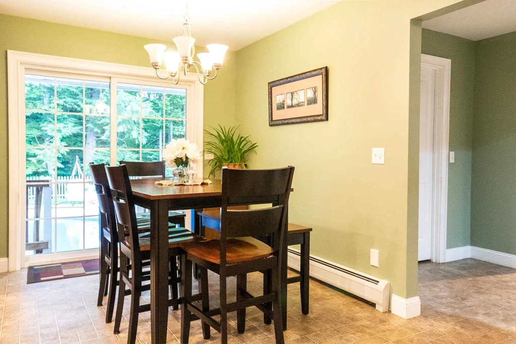 21 Beechwood Drive Strafford NH 03884