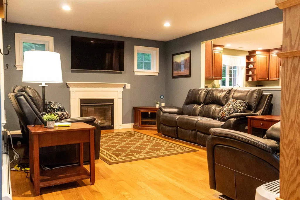 21 Beechwood Drive Strafford NH 03884