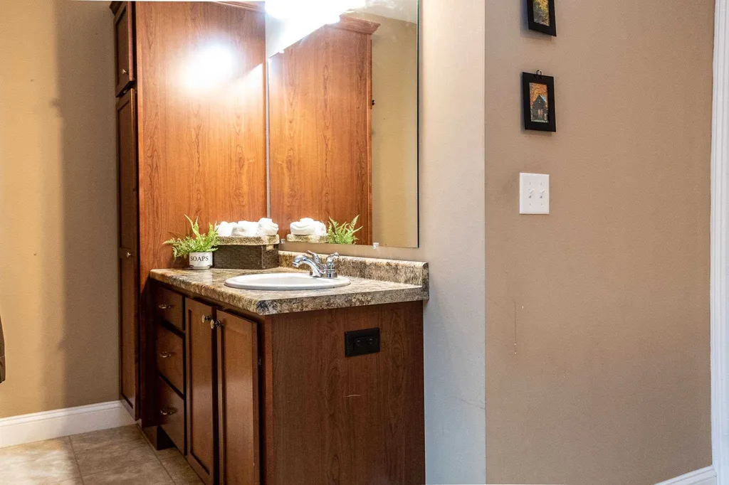 21 Beechwood Drive Strafford NH 03884
