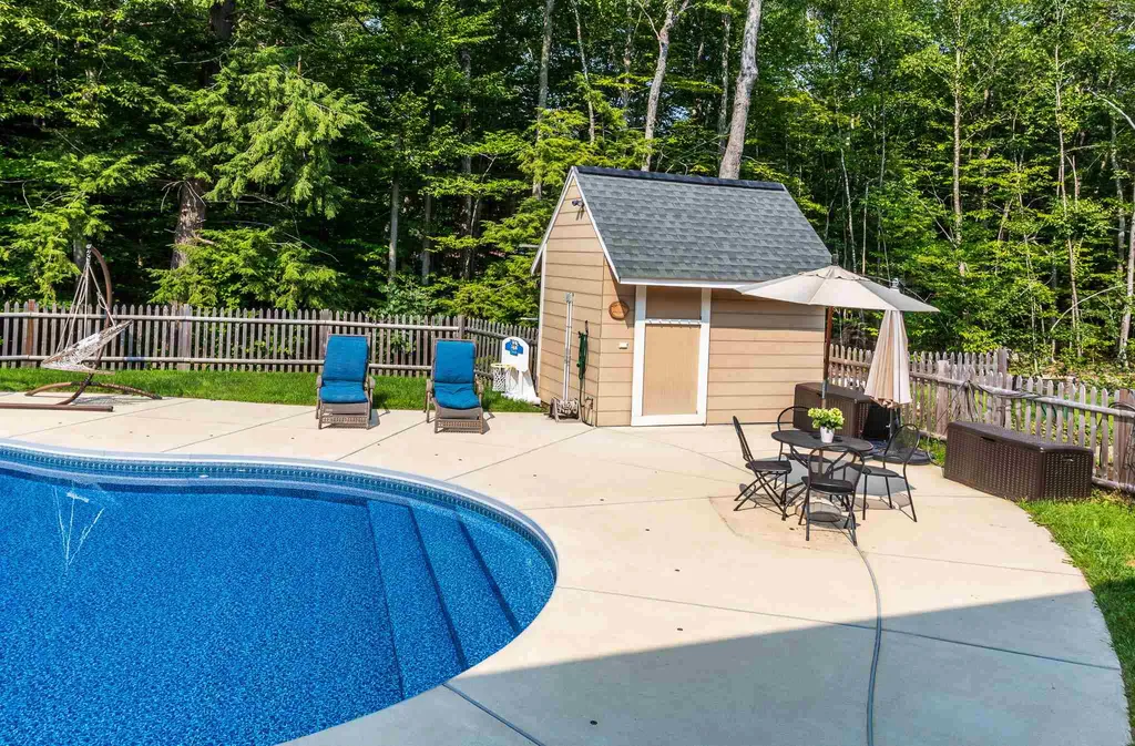 21 Beechwood Drive Strafford NH 03884