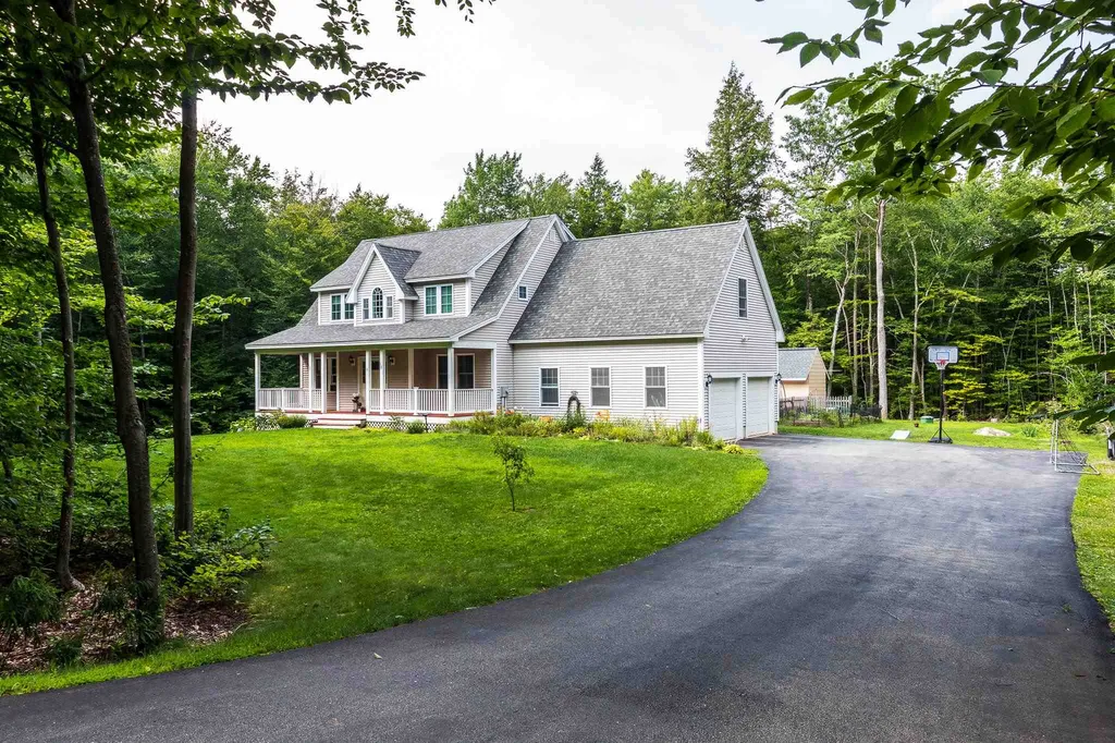 21 Beechwood Drive Strafford NH 03884