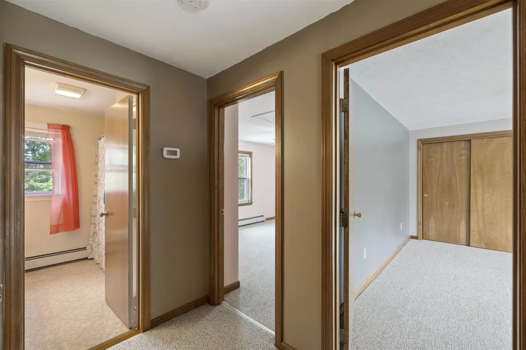 21 Webster Street Allenstown NH 03275