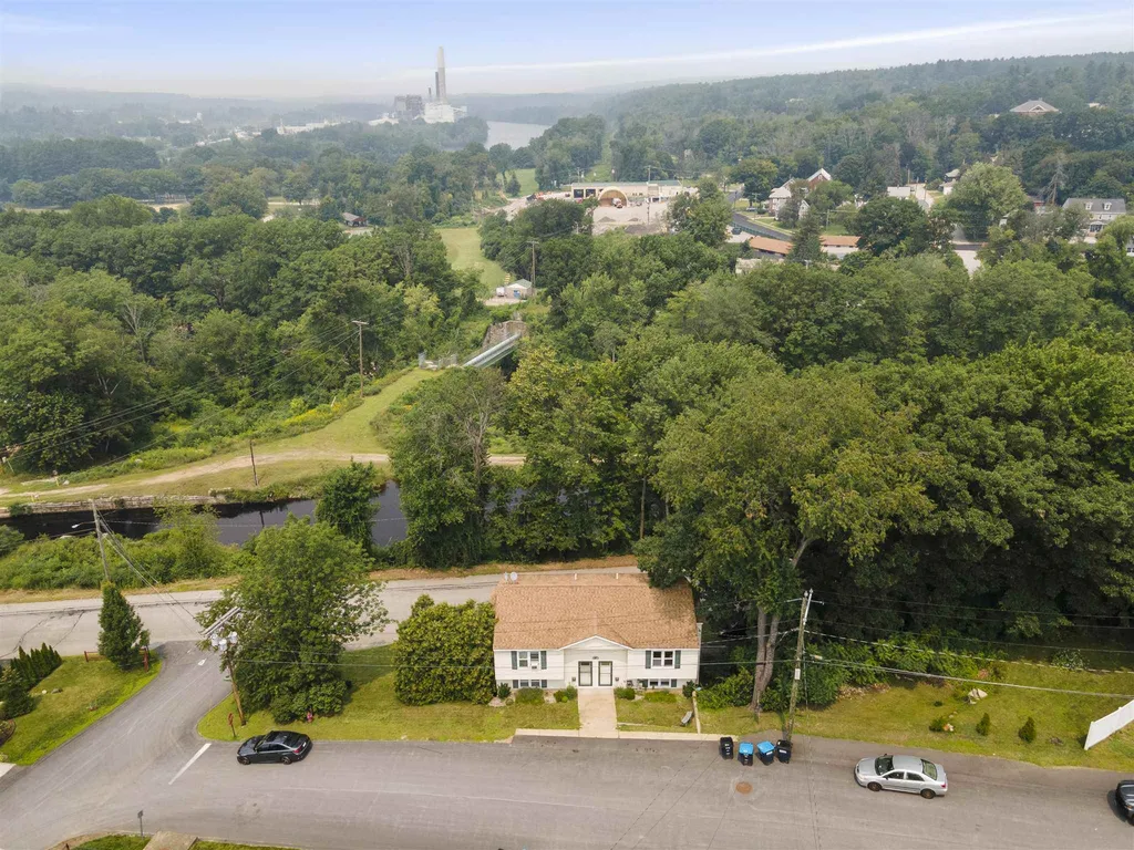 21 Webster Street Allenstown NH 03275