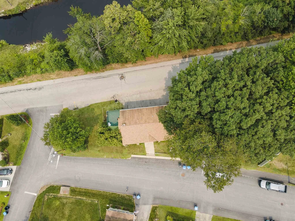 21 Webster Street Allenstown NH 03275
