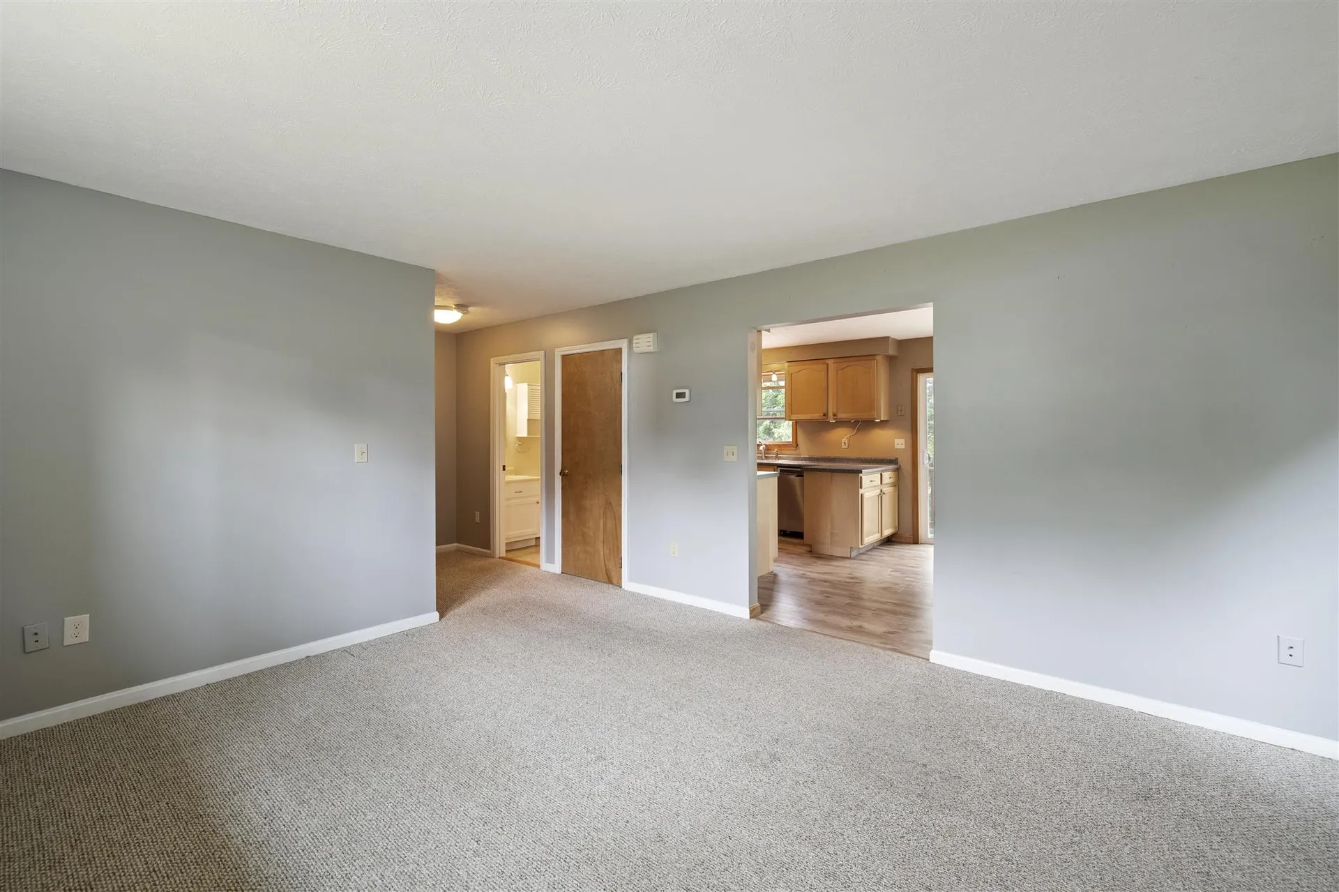 21 Webster Street Allenstown NH 03275