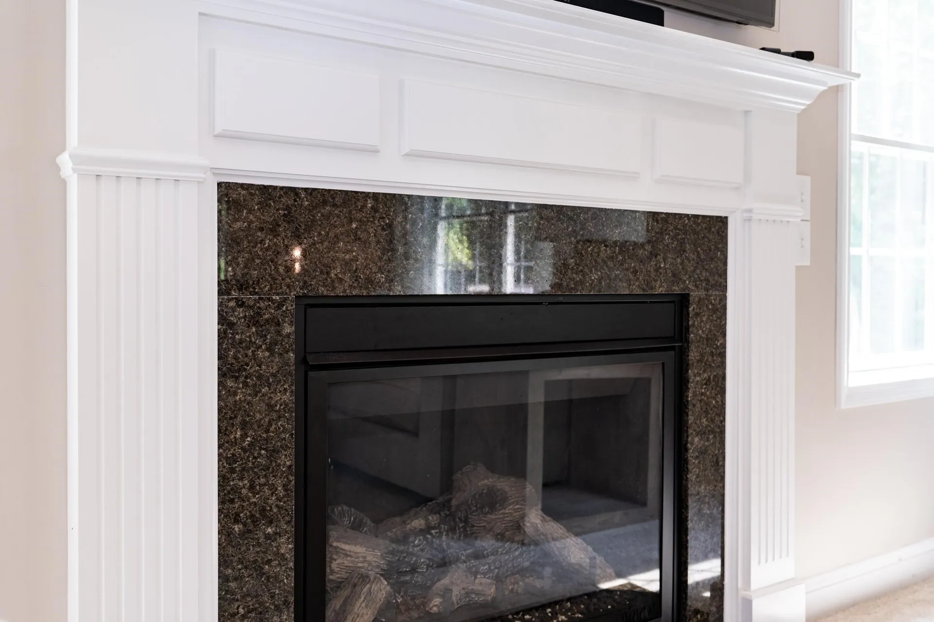 74 Northland Road Windham NH 03087