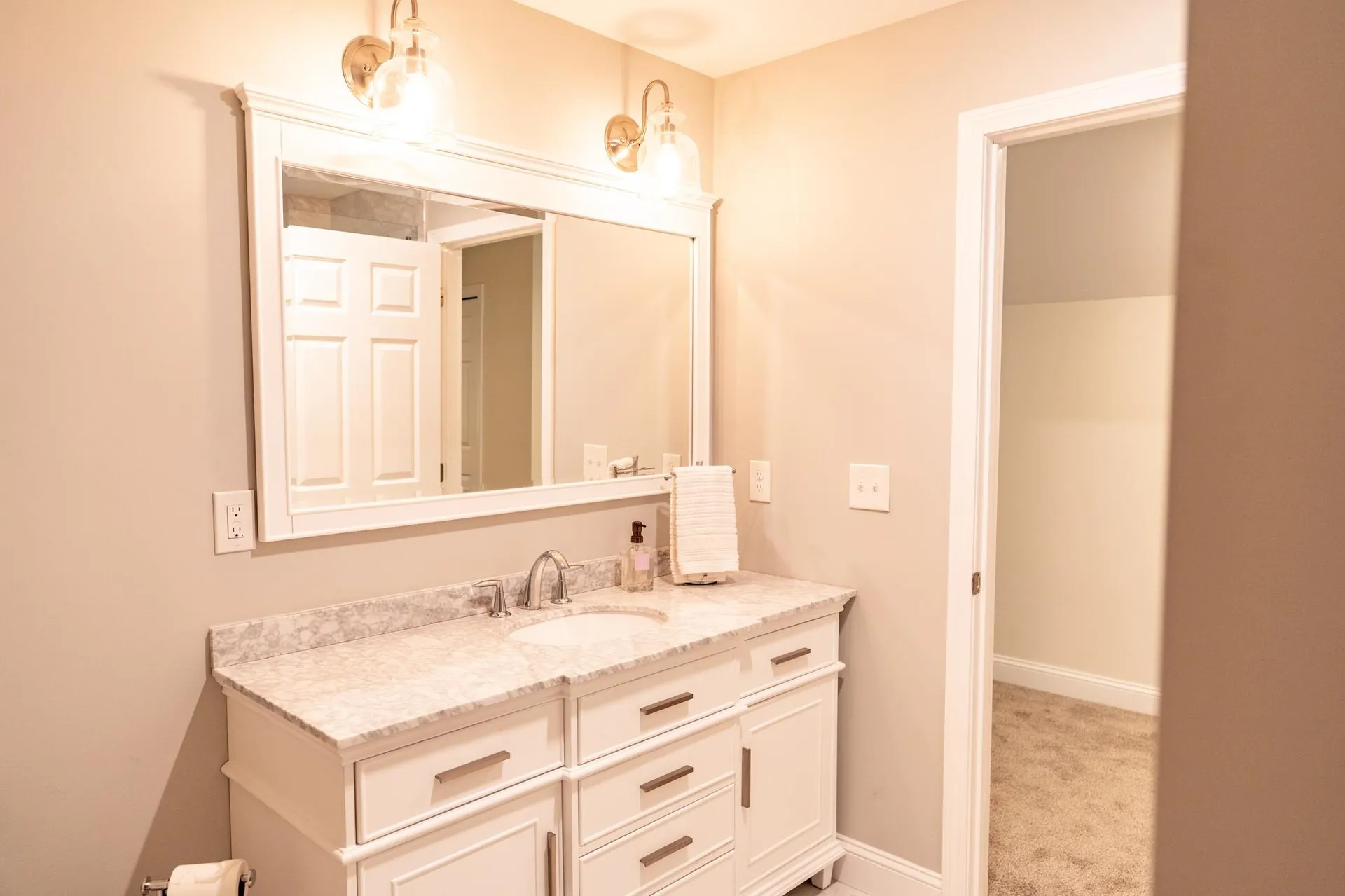 74 Northland Road Windham NH 03087