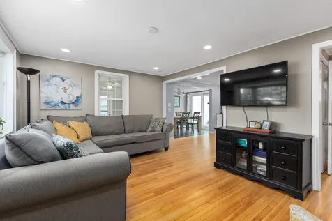 23 Laurier Street Somersworth NH 03878