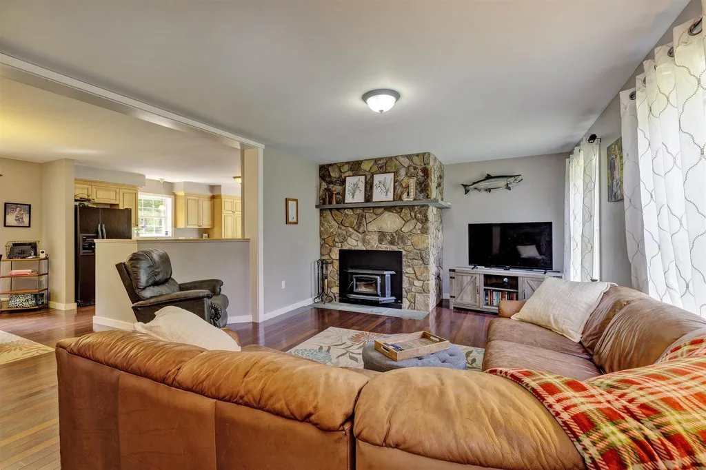 925 Nh Route 4a Wilmot NH 03287