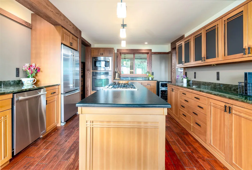 225 Merrill Hill Road Stowe VT 05672