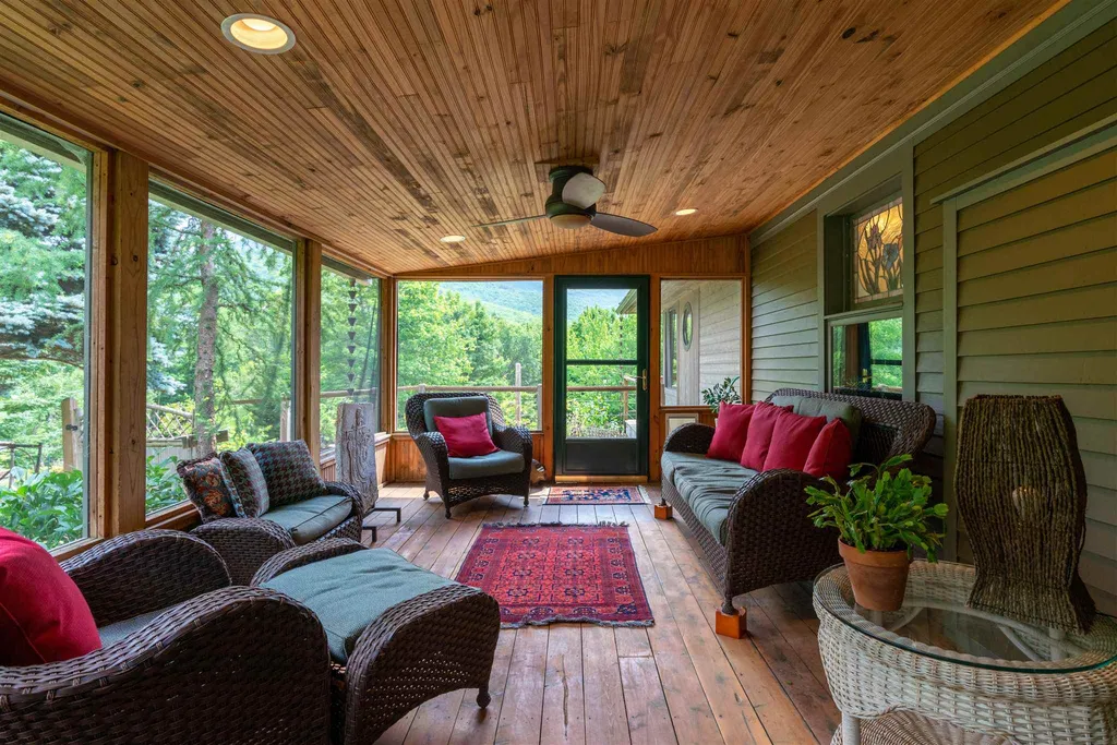225 Merrill Hill Road Stowe VT 05672