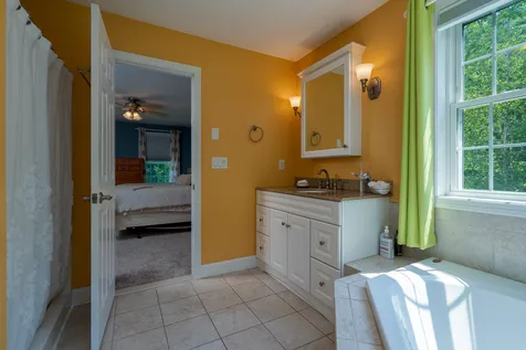 182 Weirs Road Gilford NH 03249