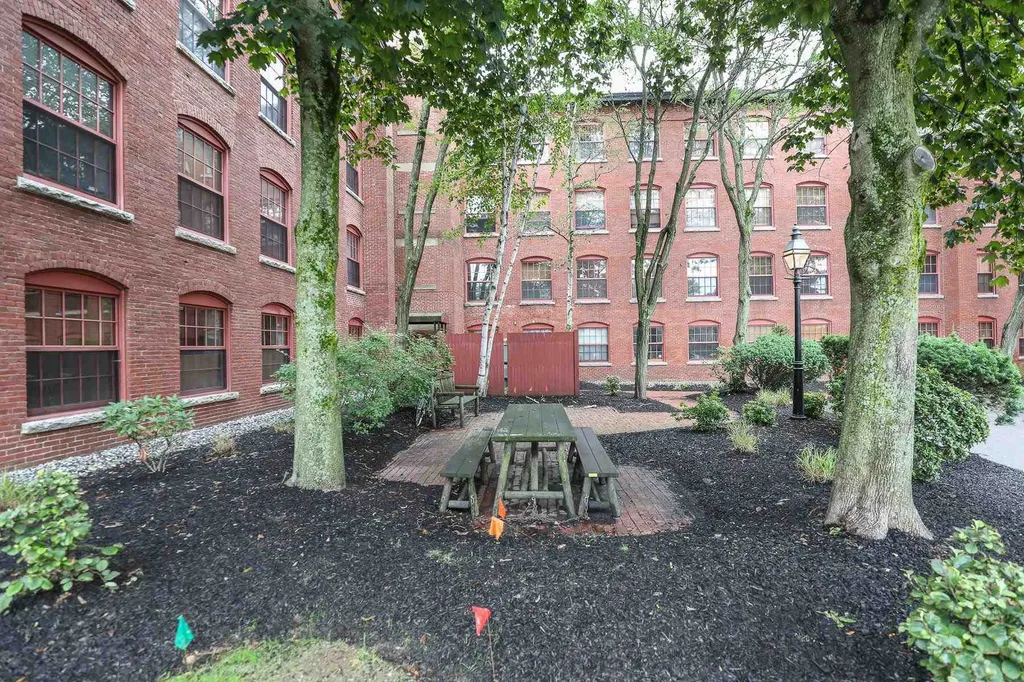 335 Cypress Street Manchester NH 03103