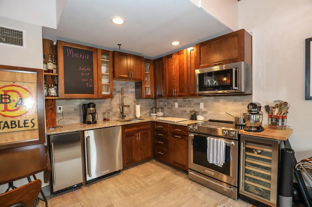 335 Cypress Street Manchester NH 03103