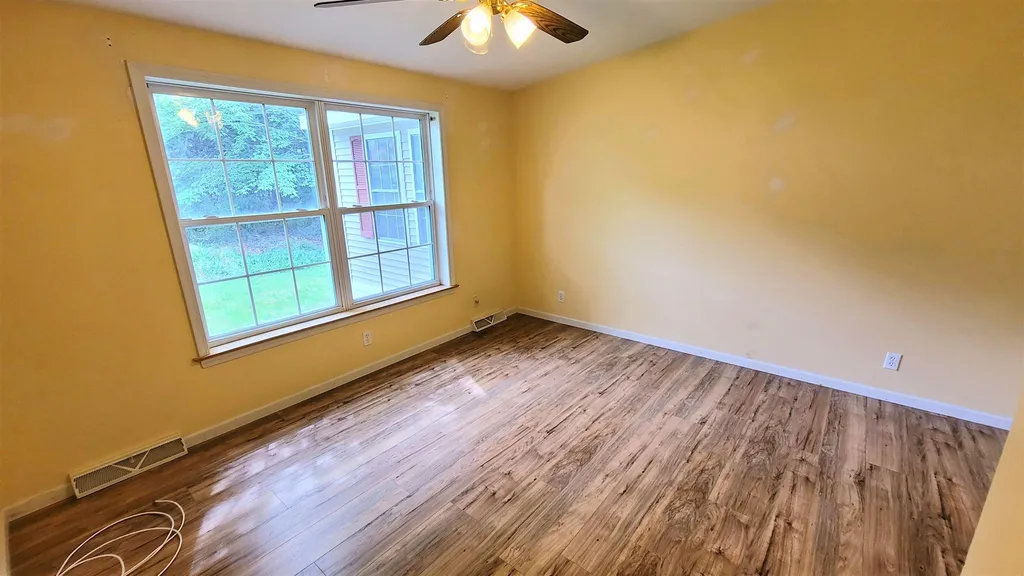 119 Ledgewood Drive Hampstead NH 03841