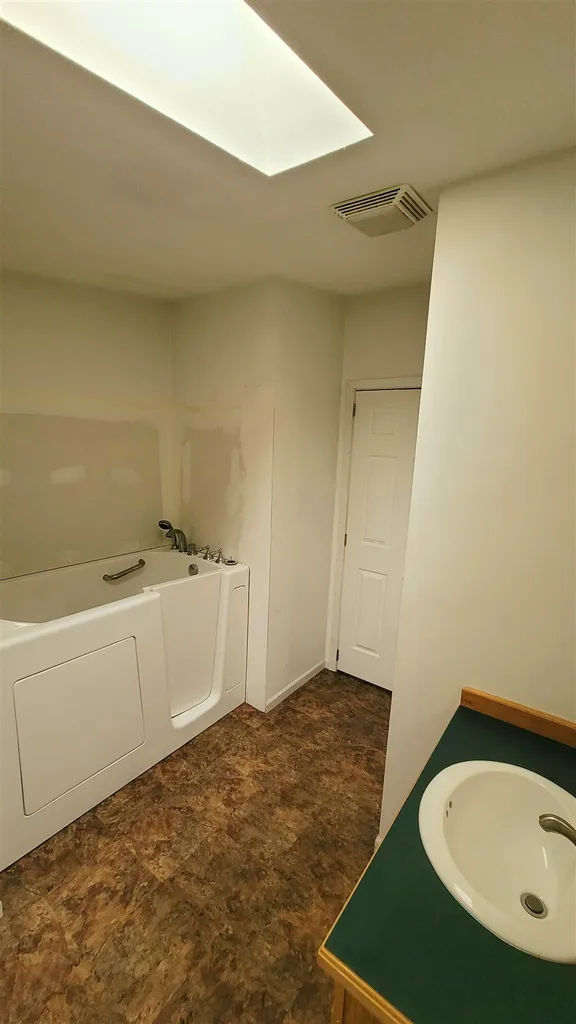 119 Ledgewood Drive Hampstead NH 03841