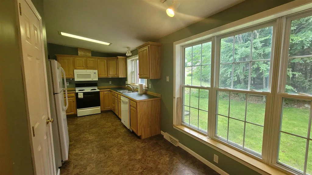 119 Ledgewood Drive Hampstead NH 03841