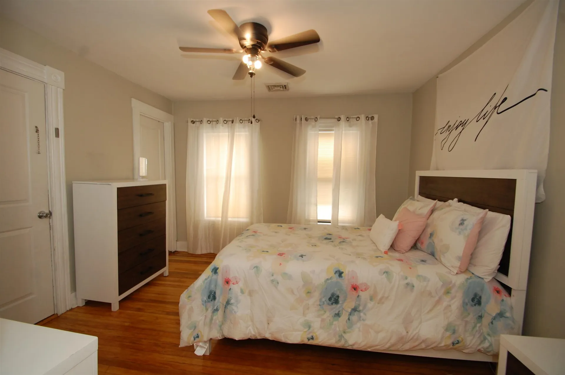 226 Bartlett Street Manchester NH 03102